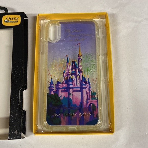 Disney Parks OtterBox Cinderella's Castle For iPhone XS Max NEW - Picture 3 of 3